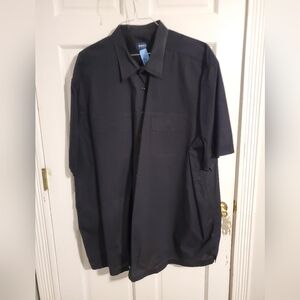 Short sleeve dress shirt